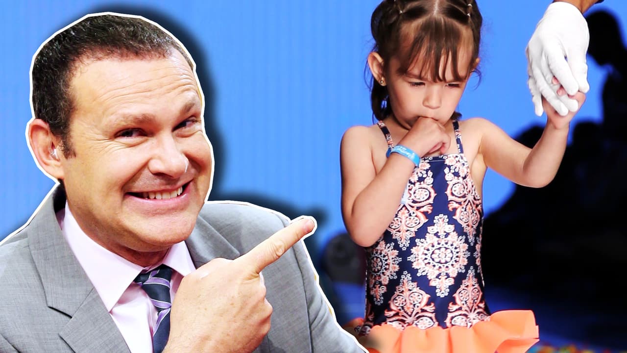 Michelle, ya cumplió tres años. La pequeña debutó en la moda días después de sus fiesta por una tierna razón: para ayudar a una fundación que apoya a niños con autismo. Alan Tacher se sintió orgulloso de ver caminar a su hija por la pasarela del Miami Fashion Week con los modelos de la diseñadora Pamela de Haro.