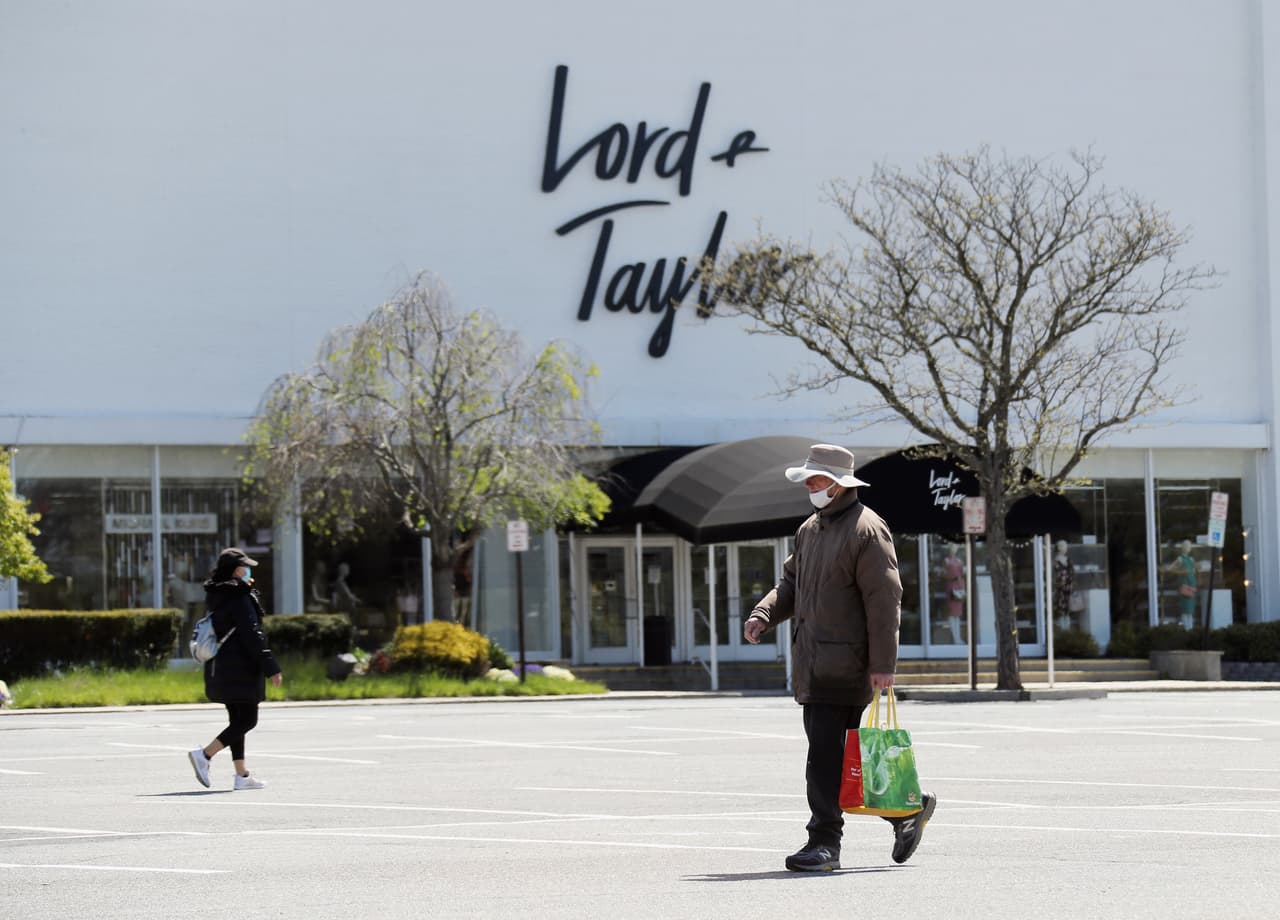 <b>Lord and Taylor. </b>Si bien muchas empresas utilizan la protección que la declaración de bancarrota como una oportunidad para reducir la deuda y optimizar las operaciones, esta cadena de tiendas ha cerrado definitivamente. Esta cadena, fundada en 1826 anunció su cierre en agosto de 2020, solo unas semanas después de solicitar la protección por bancarrota.