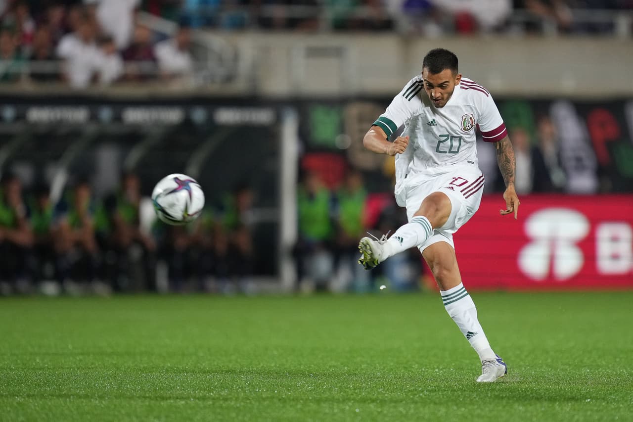 Con un equipo de jugadores jóvenes como Carlos Acevedo, Marcelo Flores o Luis Chávez, el Tricolor tuvo un pobre desempeño ante Guatemala.