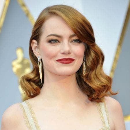 <b>Emma Stone</b>
<br>En un principio, muchos tenían duda sobre si sería capaz de interpretar a Cruella, pero tras el lanzamiento del tráiler logró convencer hasta al más escéptico.
