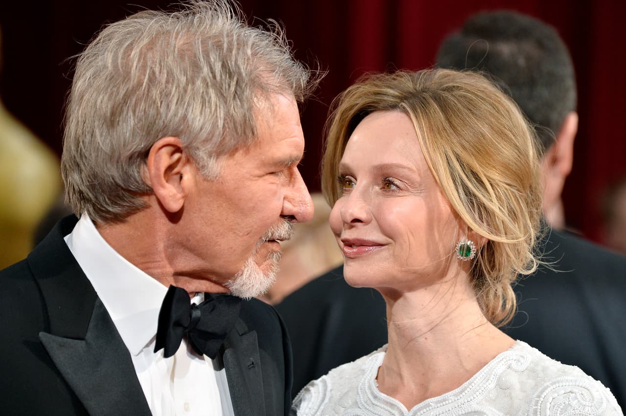 Harrison Ford y Calista Flockhart (22 años de diferencia).