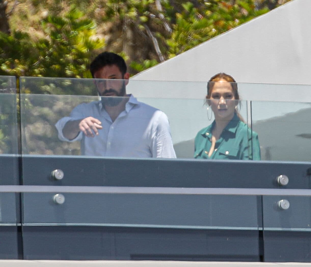 La casa que visitaron también tiene grandes terrazas y patios. 
<br>