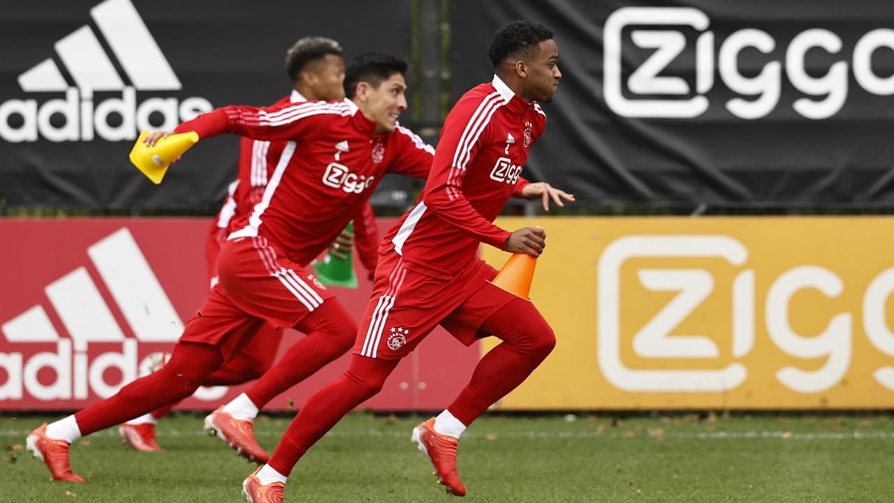 Ajax y Liverpool pueden sellar su pasaporte a Octavos de Final