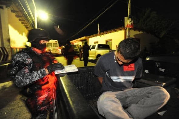 Para uno de los cárteles que han trabajado es para el de Sinaloa, liderado por el prófugo Joaquín "El Chapo" Guzmán.