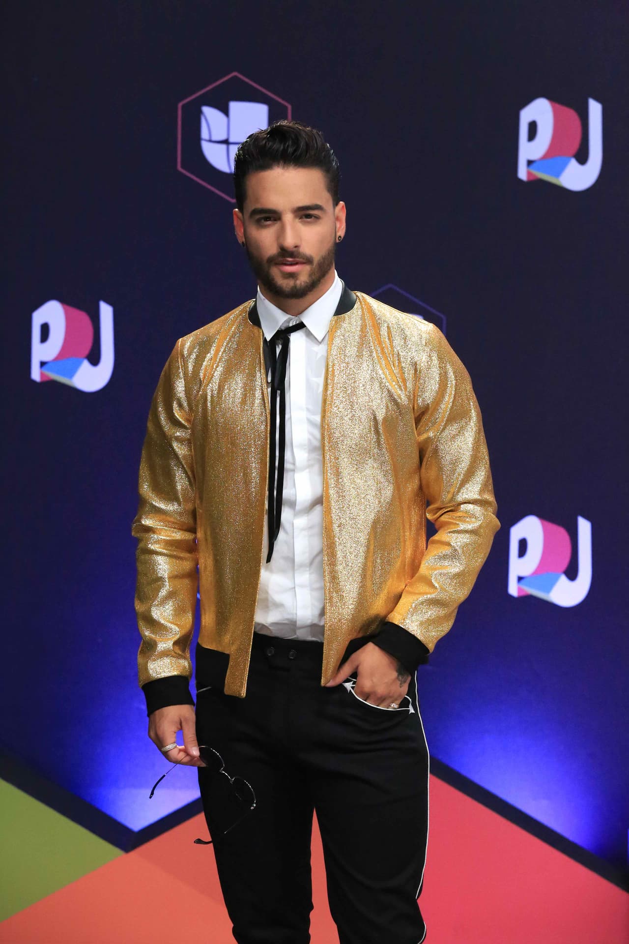 En 2017 Maluma dejó por un momento la moda de cabello rapado.