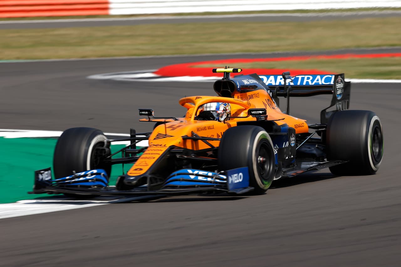 Max Verstappen de Red Bull cortó la racha ganadora de Hamilton y Mercedes. Leclerc (Ferrari) terminó en cuarto y los coequiperos de ‘Checo’, Stroll y Hulkenberg, terminaron en sexto y séptimo, respectivamente. La siguiente fecha se correrá el GP de España, en Barcelona.