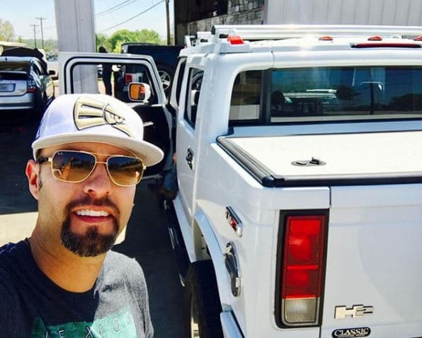 Este Hummer H2 SUT es 
<b>uno de los transportes del diario del exbeisbolista, </b>con el cual realiza viajes de Tijuana (donde radica) y hacia EEUU (principalmente San Diego).