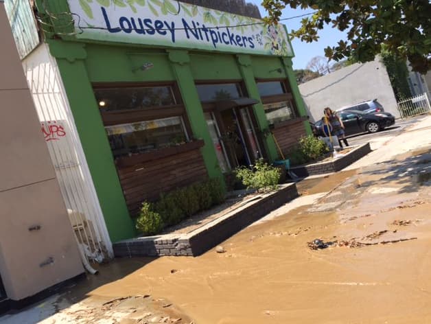 Ruptura de tubería causó inundaciones en Hollywood