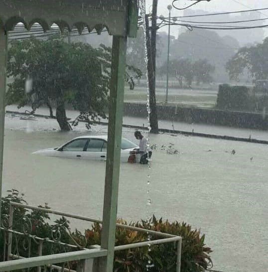 Matthew left the city of Les Cayes flooded.
