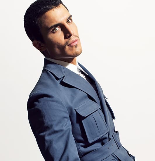 El apuesto actor se convertirá en Javier Morey en El Príncipe, y nos conquistará cada noche apoderándose de la pantalla de UniMás.