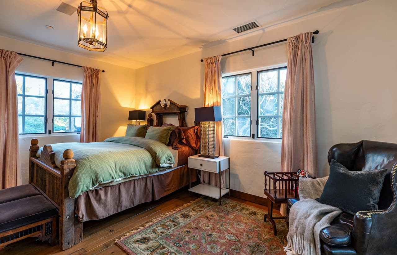 No todas las habitaciones están a un nivel superior, pero podrían ser transformadas.