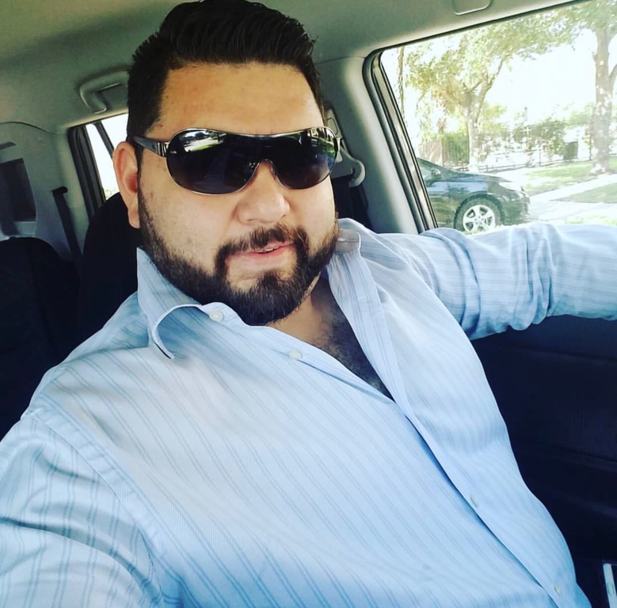 Cuando tengas que esperar en el carro por alguien, es bueno tomarte una fotografía.