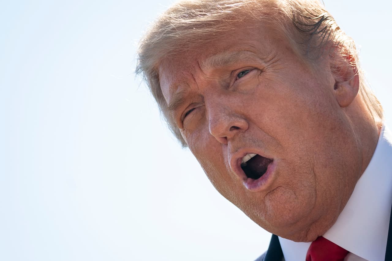 Cronología: Chequea la posición de Trump frente al covid-19 desde que el virus apareció 