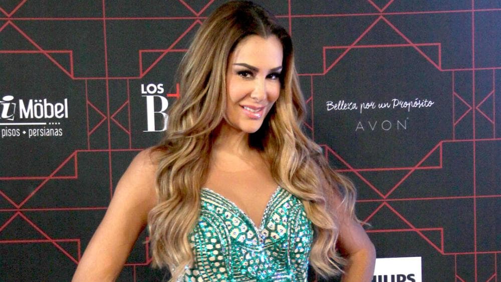 <b>Ninel Conde</b>
<br>
<b>Un primer semestre difícil, una etapa mejor en el amor</b>
<br>Nacida en el año del dragón la mexicana Ninel Conde, una librana cuya vida personal no ha podido escapar al escándalo parece tener un año más tranquilo. Profesionalmente no se ven grandes logros, lo que sí resulta prometedor es una nueva óptica dentro de su vida familiar y sentimental puesto que se observa una relación poco usual al comenzar al terminar su ciclo tres el 29 de septiembre del 2018 y comenzar el cuatro que se caracteriza por la estabilidad, la base de la pirámide, la consolidación en todo lo que se haga.