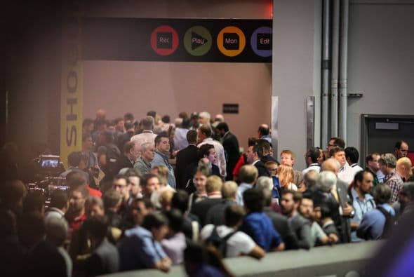 Más de 100,000 personas asistieron este fin de semana al NAB Show en Las Vegas donde 1,789 empresas expusieron sus productos e innovaciones a los medios.