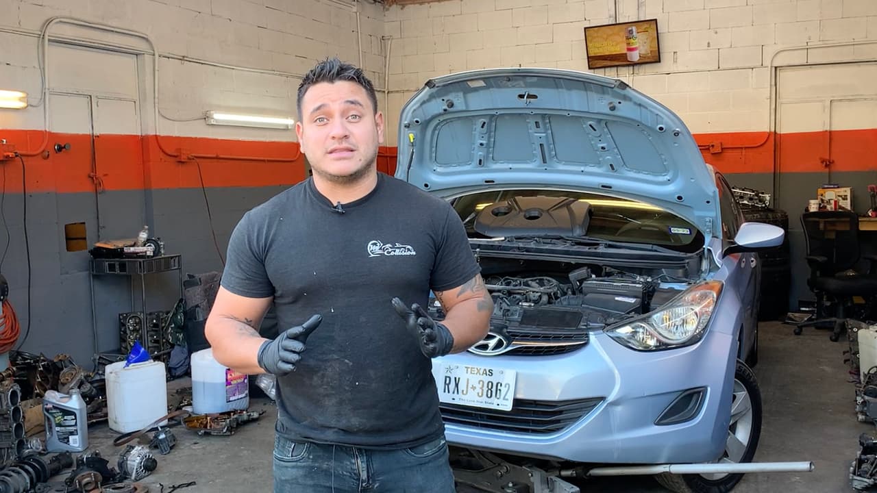 “Revisa que el radiador tenga anticongelante y esté en óptimas condiciones para poder viajar”, recomendó Alonso Castor.