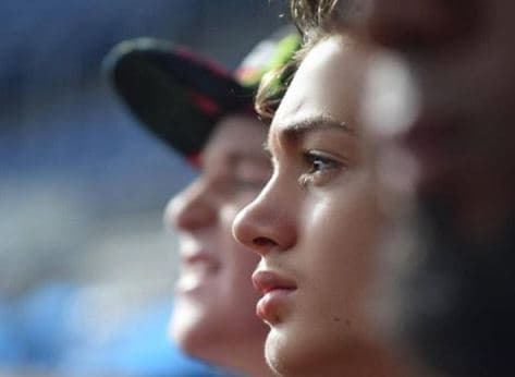 "[...] Te agradecemos y estamos muy orgullosos de ti. Sigamos rodando este año (2019)", finalizó William en su mensaje.