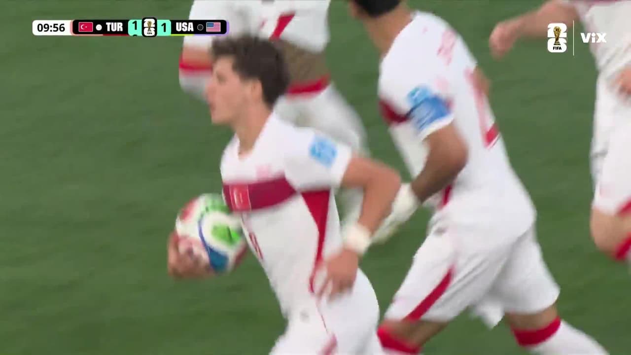 ¡Turquía responde! Gool de Arda Güler para el empate 1-1