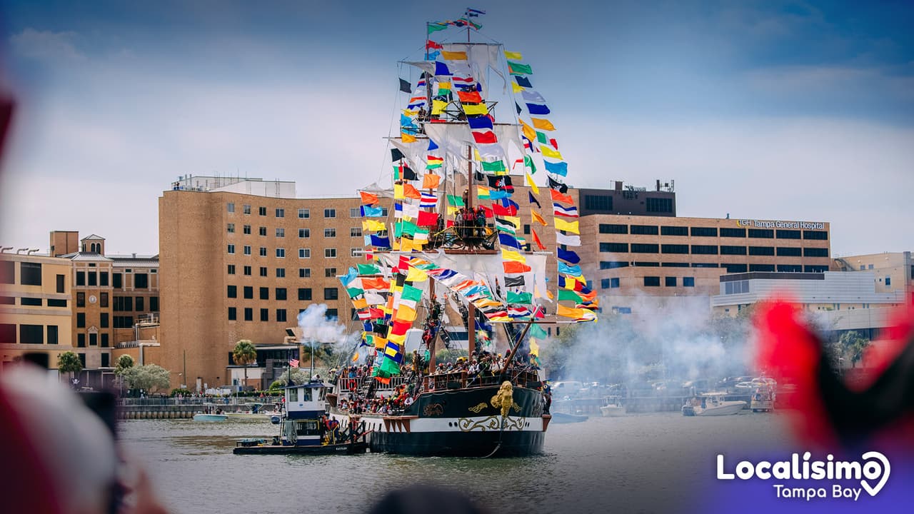 Celebra la temporada de Gasparilla en Tampa