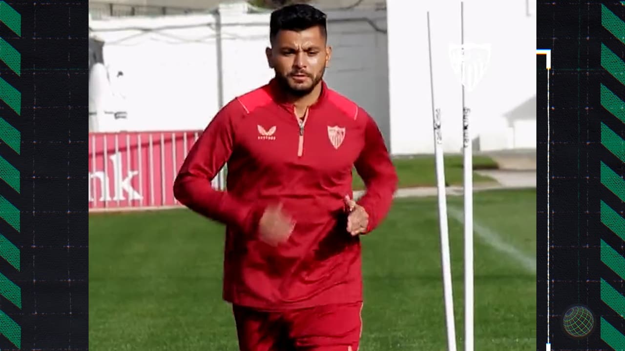 'Tecatito' Corona regresa a las canchas con Sevilla tras fractura de peroné