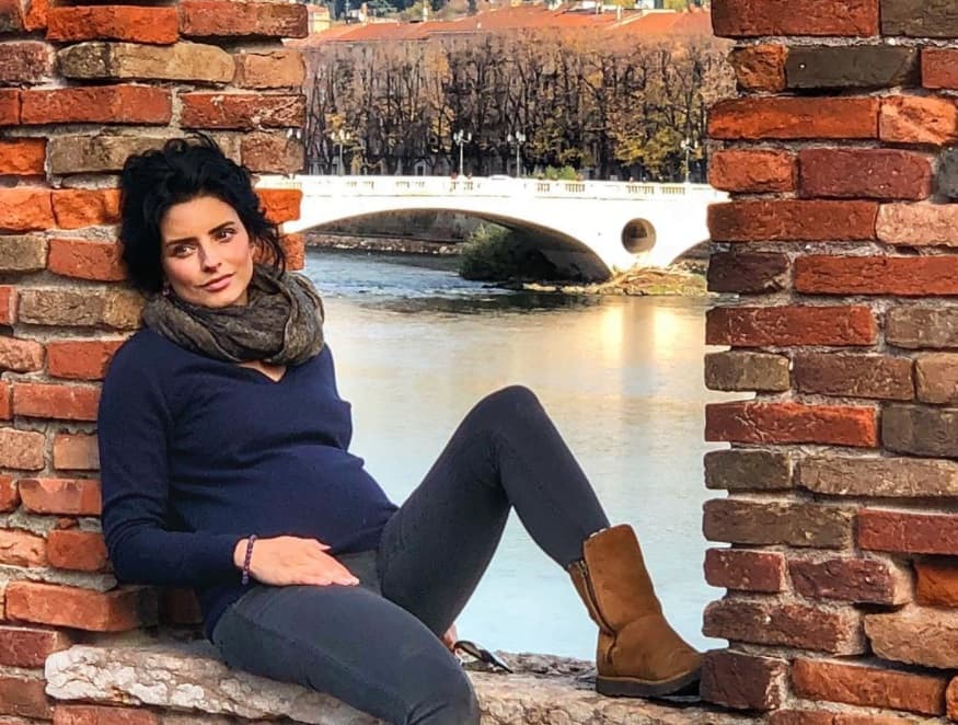 Durante este viaje europeo, la pareja de actores se dedicó a comer los platillos típicos de cada lugar y recorrieron a pie cada uno de los pequeños pueblos que visitaron.