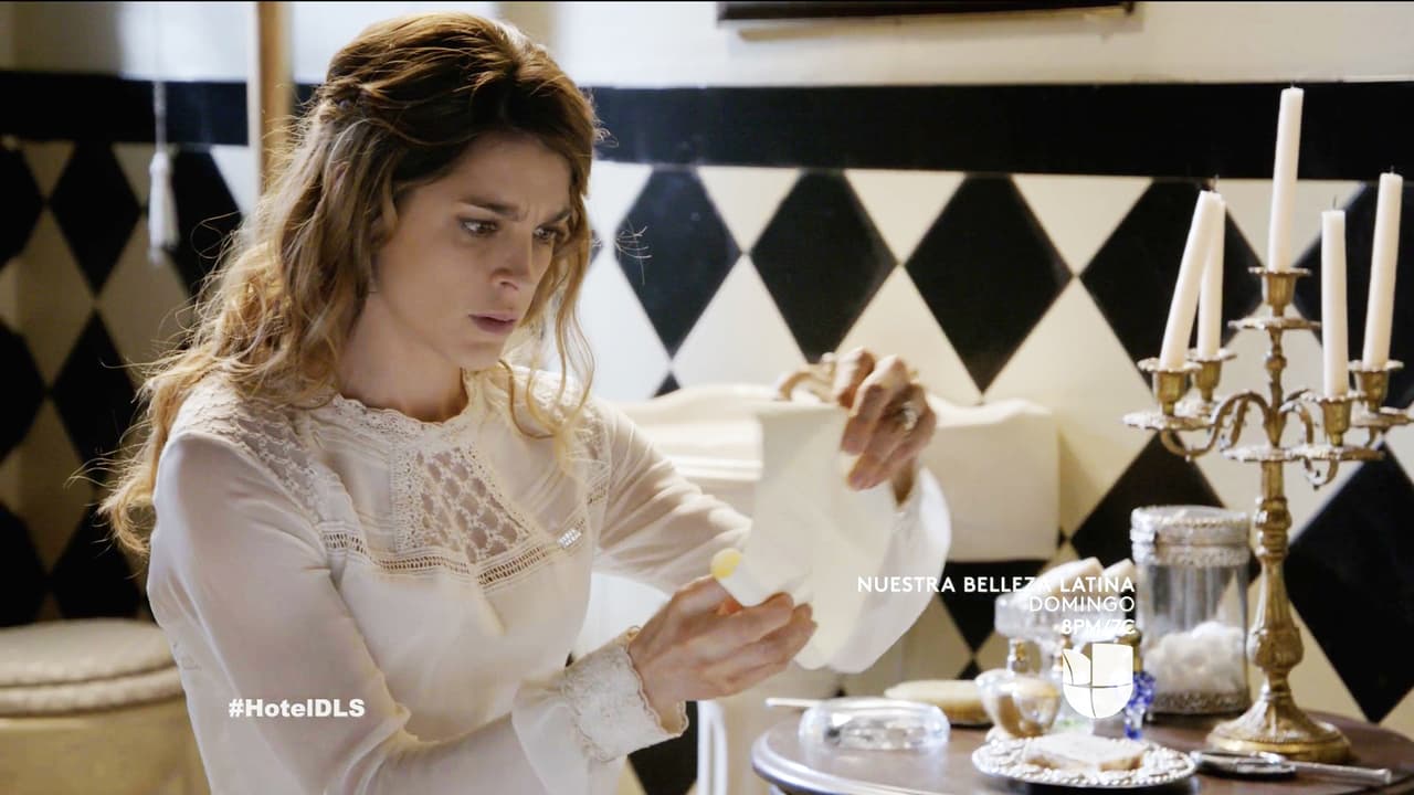 En El Hotel de los Secretos, Diego sorprendió a Isabel al entregarle una caja llena de papeles de don Rómulo. ¿Qué secretos revelarán?