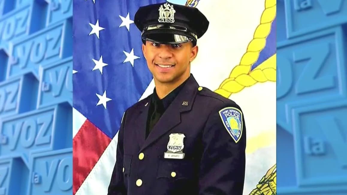 Realizan funeral de Anthony Varvaro, oficial y exestrella de béisbol de Staten Island, quien murió en un accidente vial 