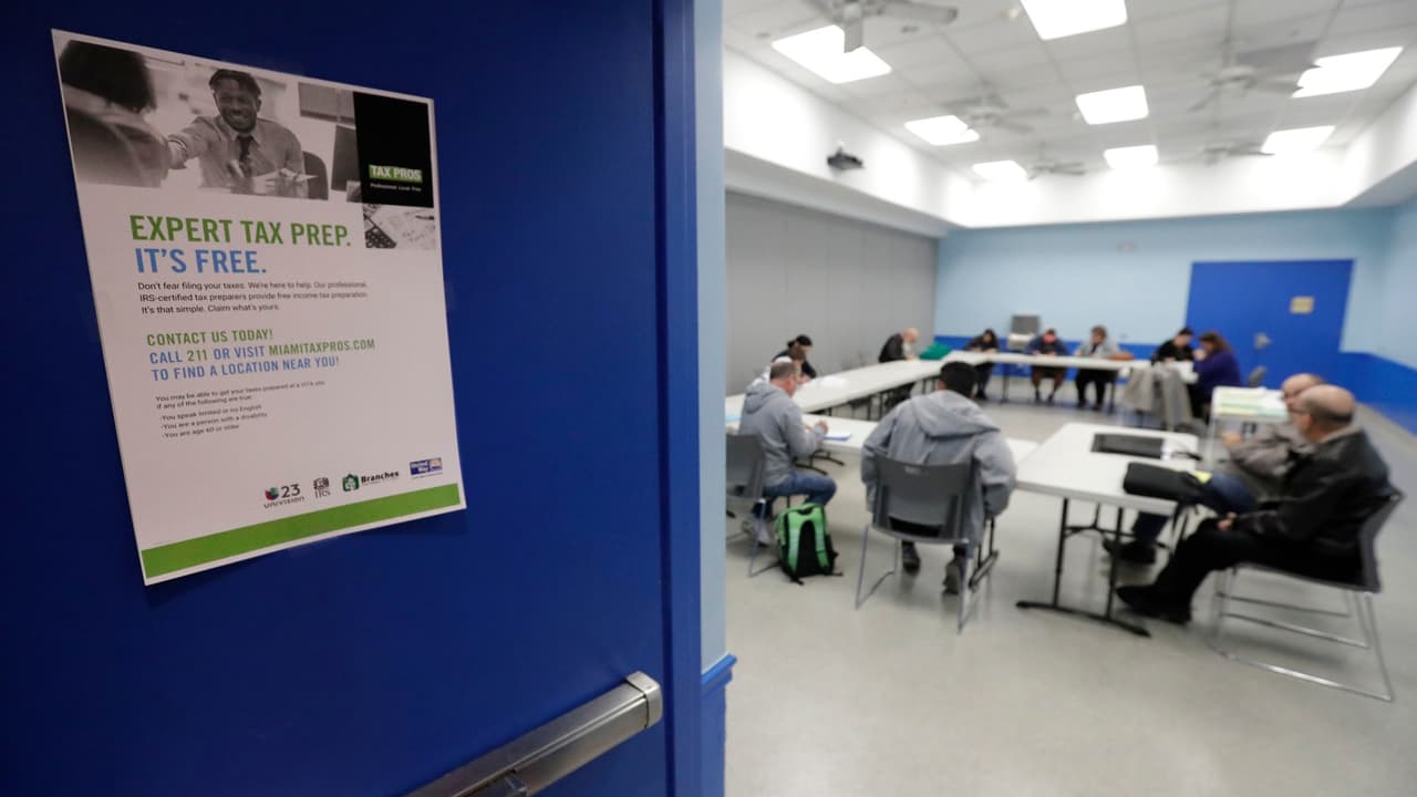 Mi hijo es ciudadano pero yo indocumentado, ¿recibiré el cheque de ayuda federal por coronavirus?