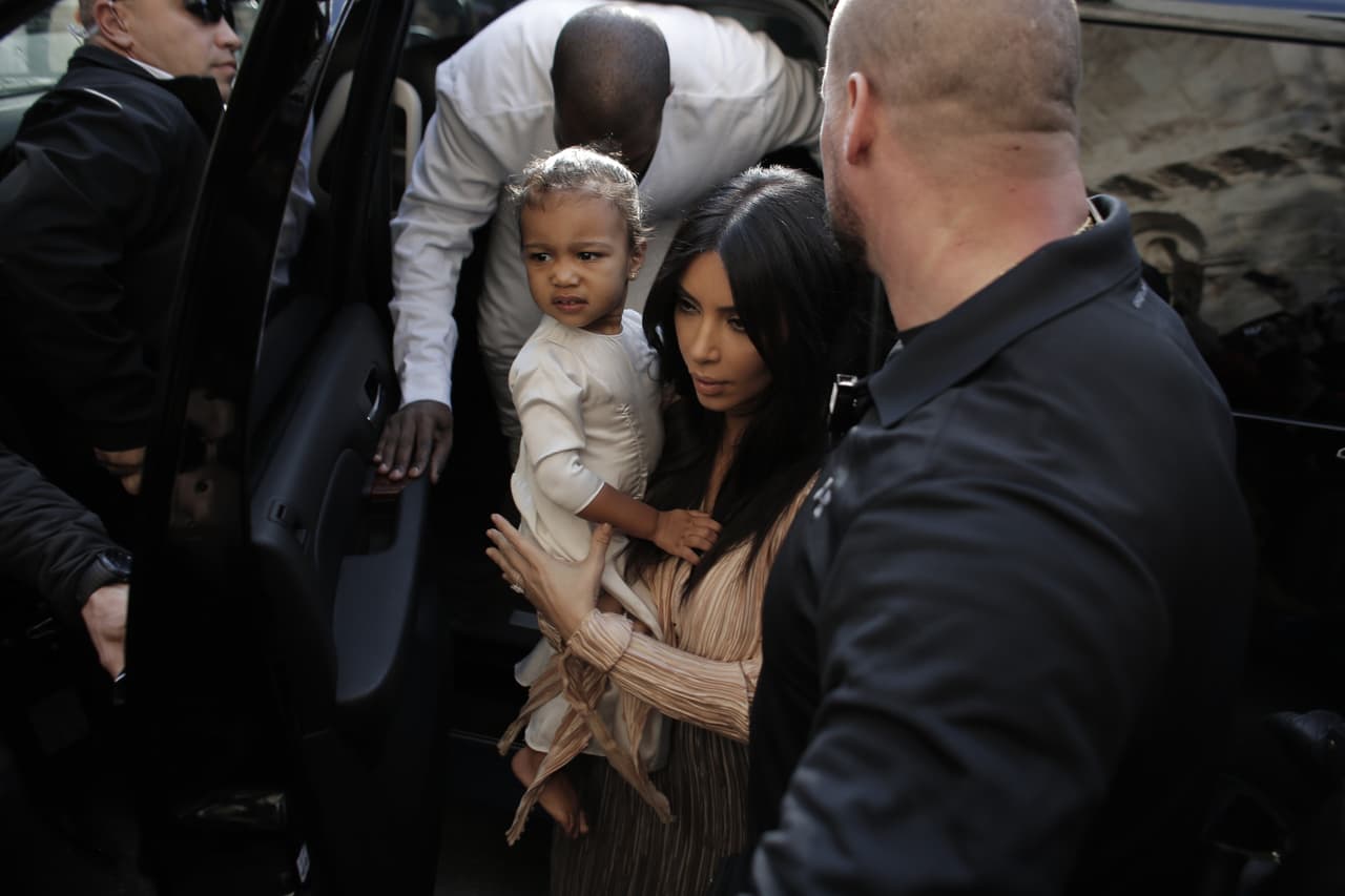 Para su pequeña, West no solicita grandes exigencias, pero igual, su hija recibe el trato de toda una princesa.