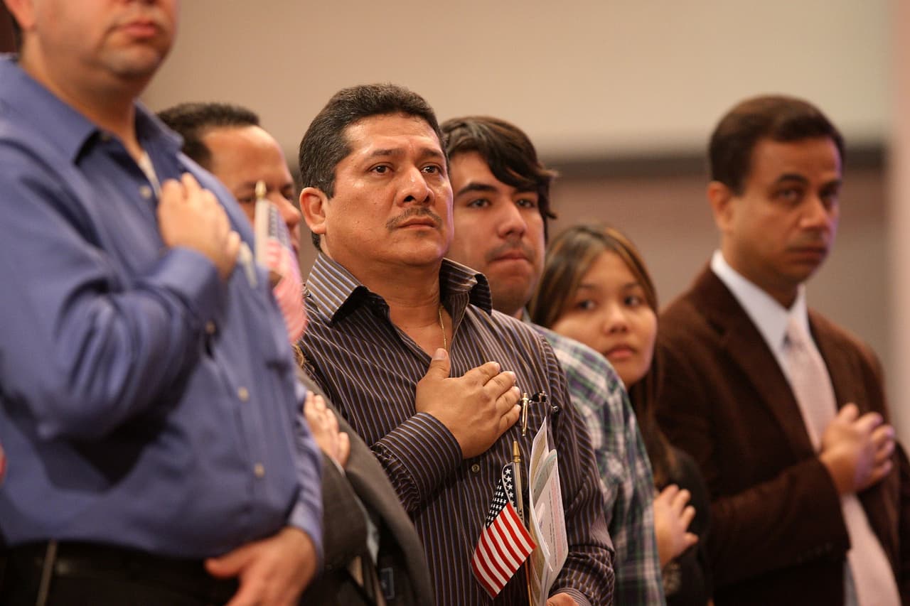 La 
<b>sesión de información de asilo</b> se llevará a cabo el 19 de julio a las 12:30 p.m.
<br>