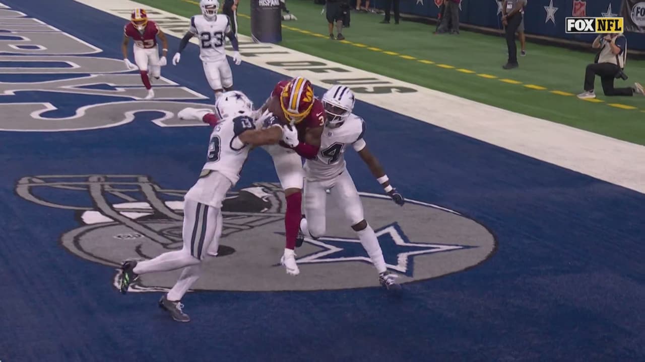 ¡Se niegan a morir! Diggs acorta distancia con su segundo touchdown