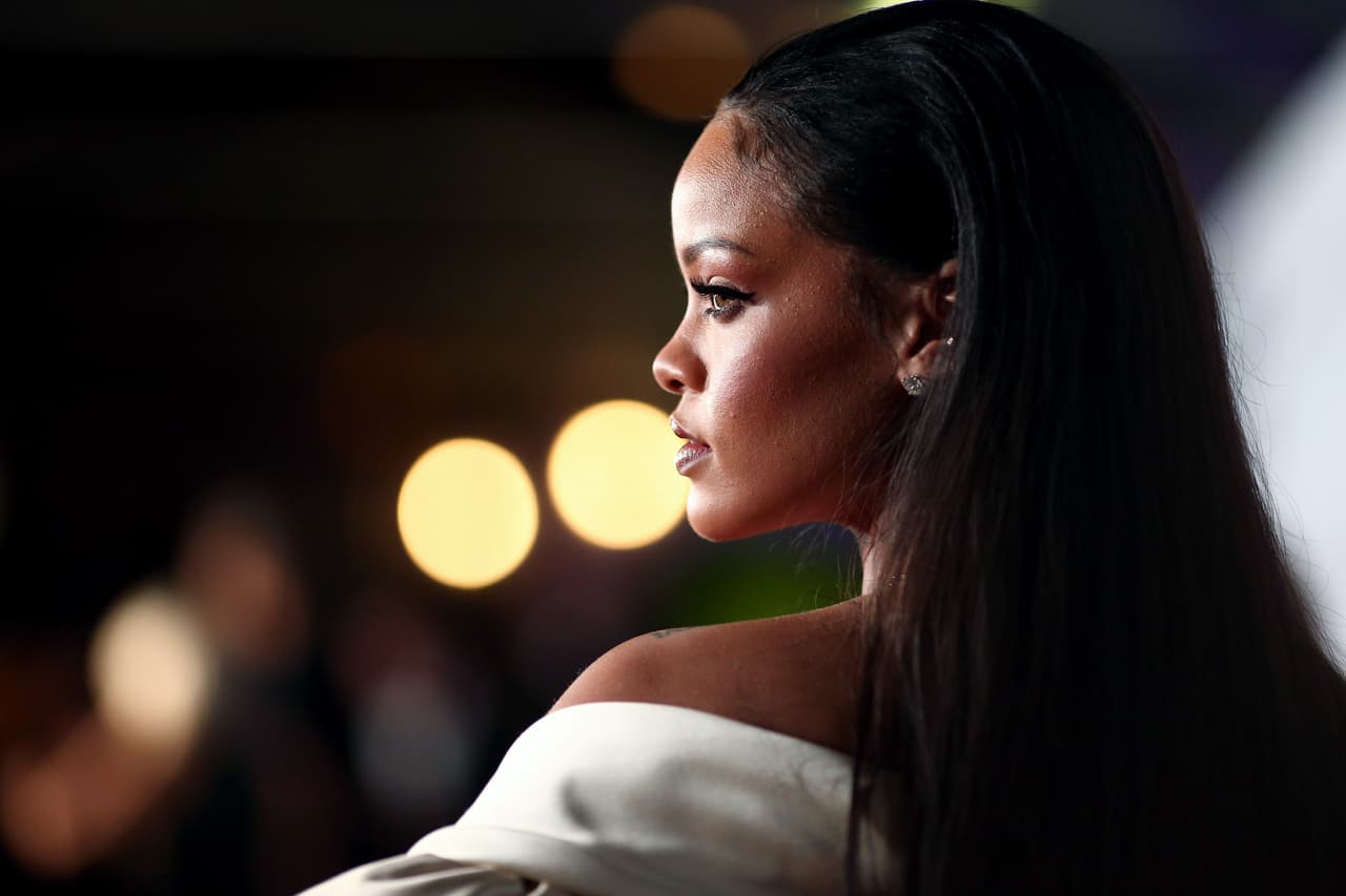 SANTA MONICA, CA - DECEMBER 10: Recording artist Rihanna attends the 2nd Annual Diamond Ball hosted by Rihanna and The Clara Lionel Foundation at The Barker Hanger on December 10, 2015 in Santa Monica, California. (Photo by Christopher Polk/Getty Images for The Clara Lionel Foundation)