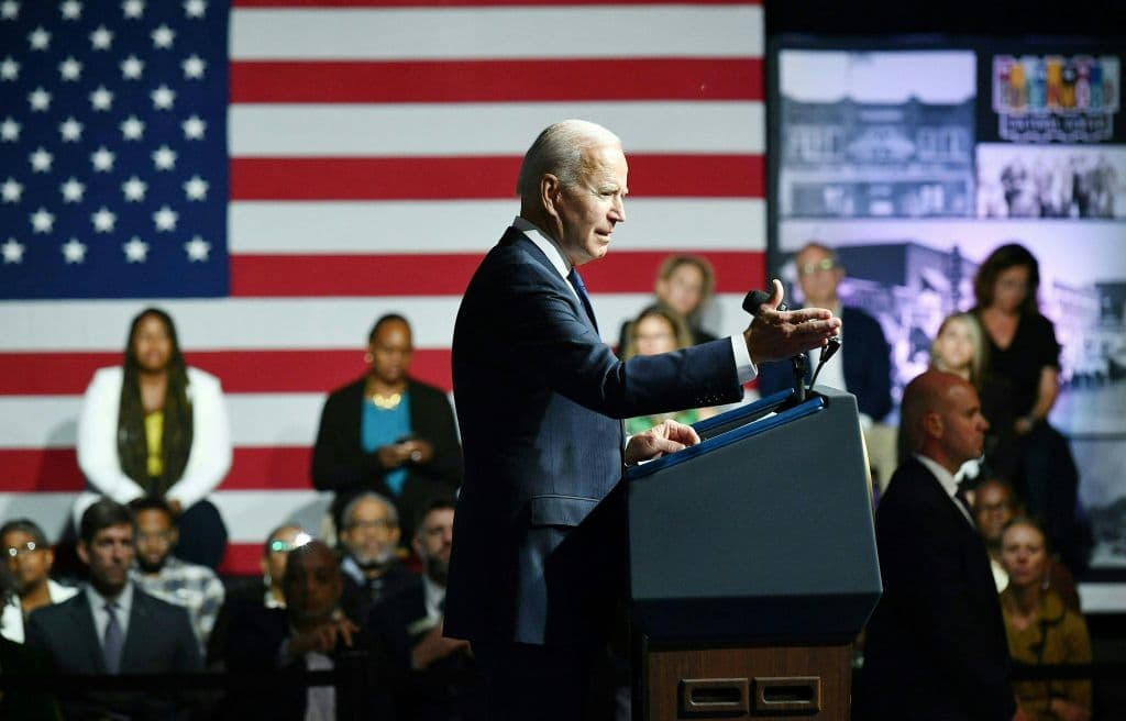 "El odio nunca se vence, solo se esconde": Biden conmemora en Tulsa 100 años de una de las peores masacres raciales de EEUU
