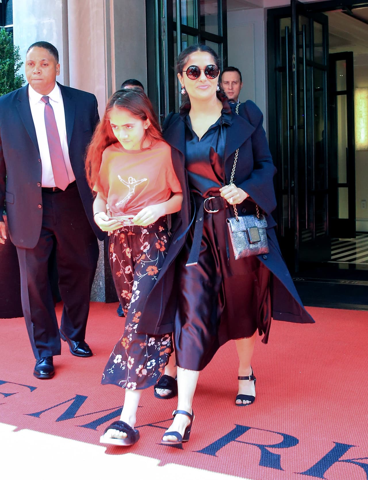 El 21 de septiembre de 2019, durante el cumpleaños 12 de su primogénita, Hayek le escribió un mensaje en Instagram: "Valentina, te amo de aquí hasta el infinito y de regreso, un millón de veces y cada día te amo más. Feliz cumpleaños".