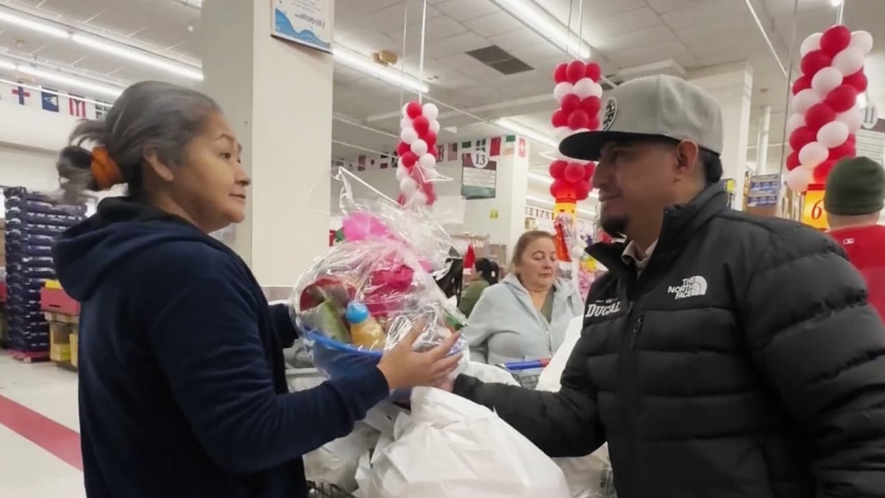 Comunidad hispana de Langley Park se alista para la Navidad con cambios en el presupuesto