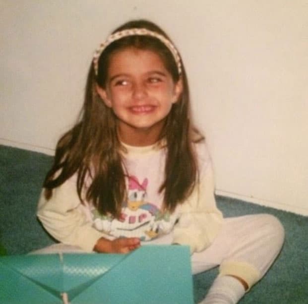 Debutó en los melodramas en 1992 en "Ángeles sin paraíso" cuando sólo tenía 4 añitos.