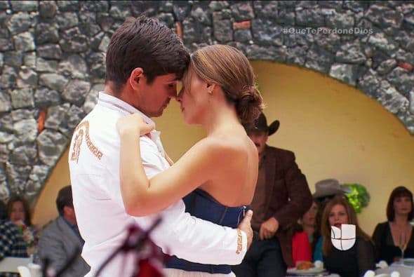 ¡Ahhh! Pero Diego no se ha dado por vencido y noche tras noche sueña con volver a repetir estas escenas de pasión.