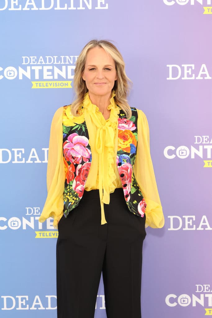 Con 58 años y más de 100 papeles realizados, Helen continúa actuando, especialmente para series televisivas.