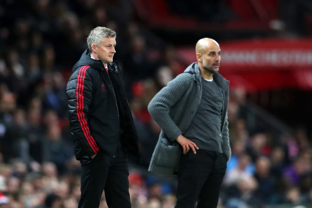 Las dos caras de la moneda, Ole Gunnar Solskjaer (izq), técnico del Manchester United y Josep Guardiola, mandamás del Manchester City.