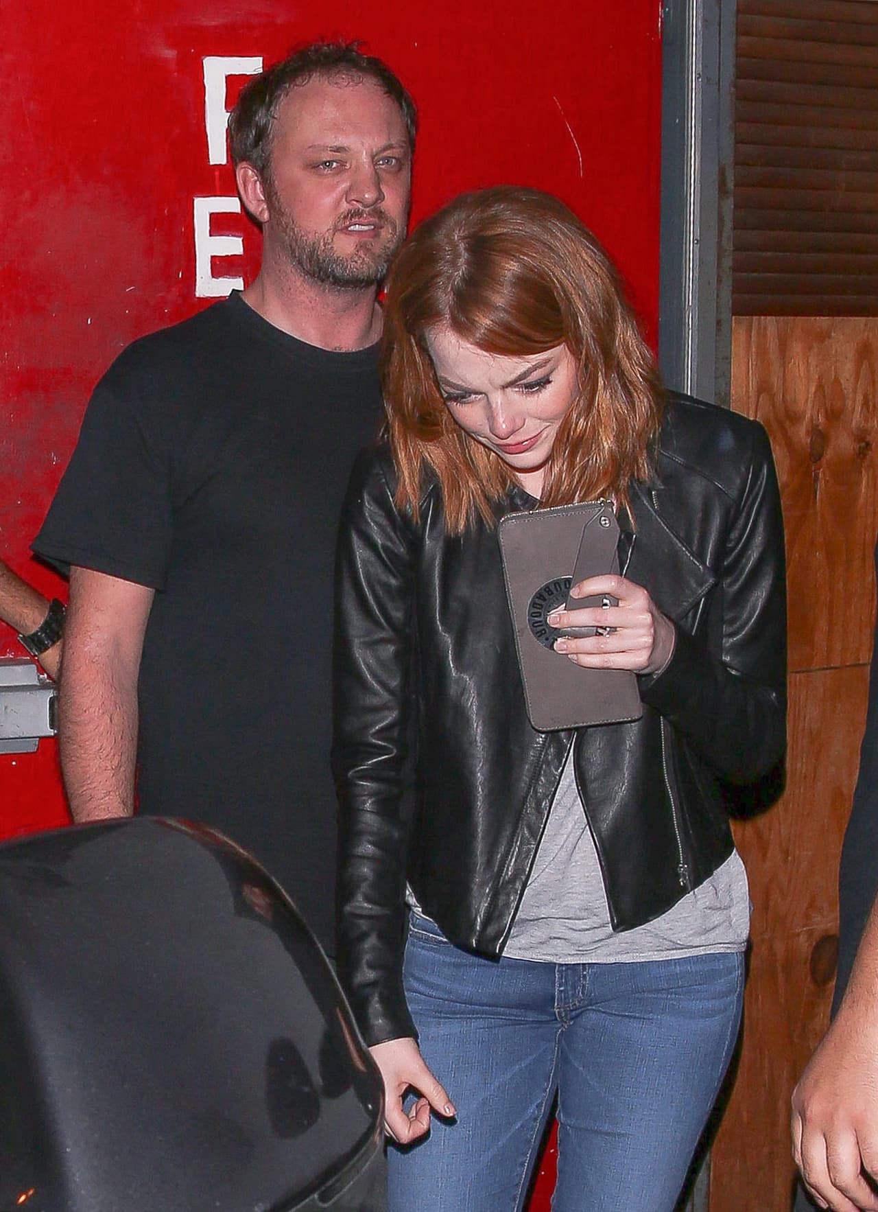 Mismo fue el caso de él, quien le dijo adiós a Shannon Woodward tan sólo un mes después.