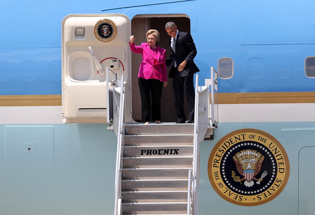 ¿Quién paga los viajes de campaña de Hillary Clinton con Obama en el Air Force One?