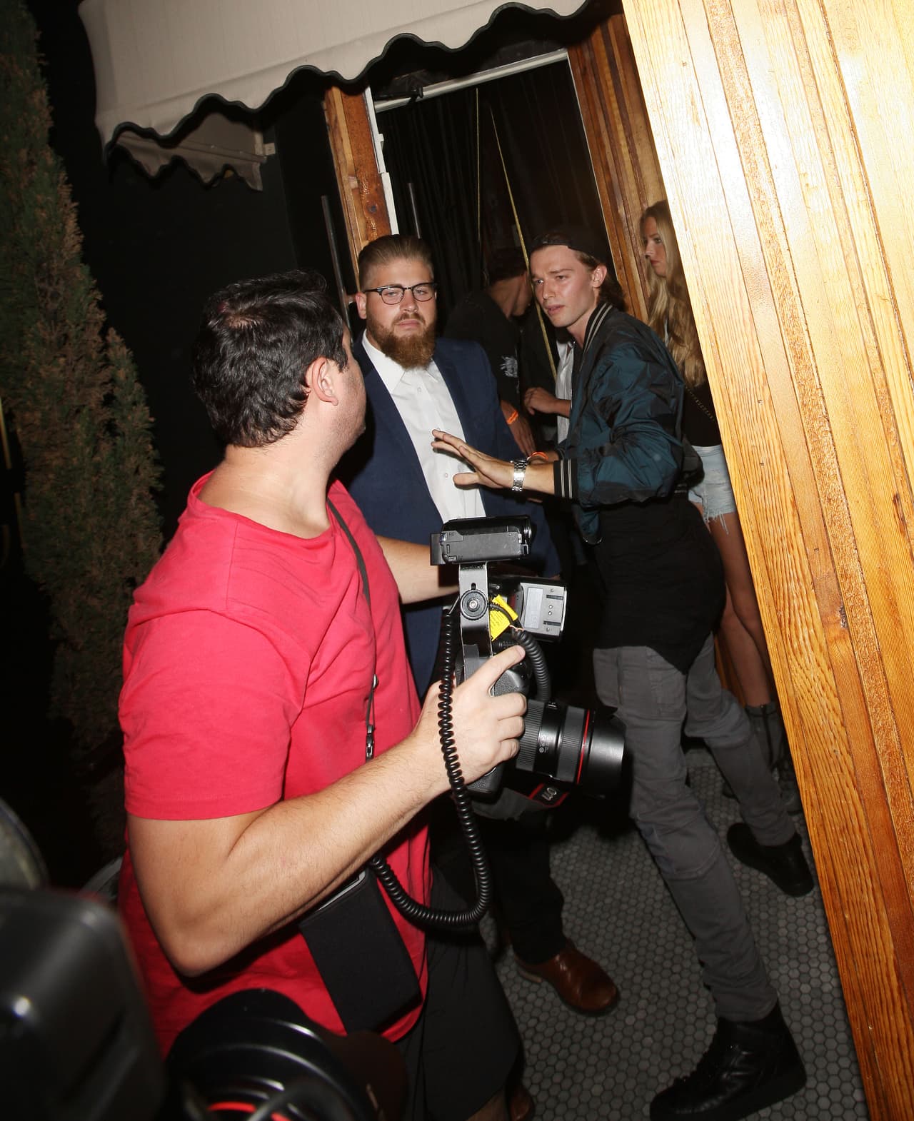 Pero la seguridad del lugar evitó que la situación empeorara.