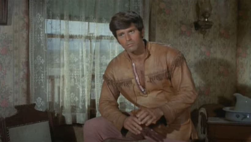 Jorge Rivero en 'Río Lobo'