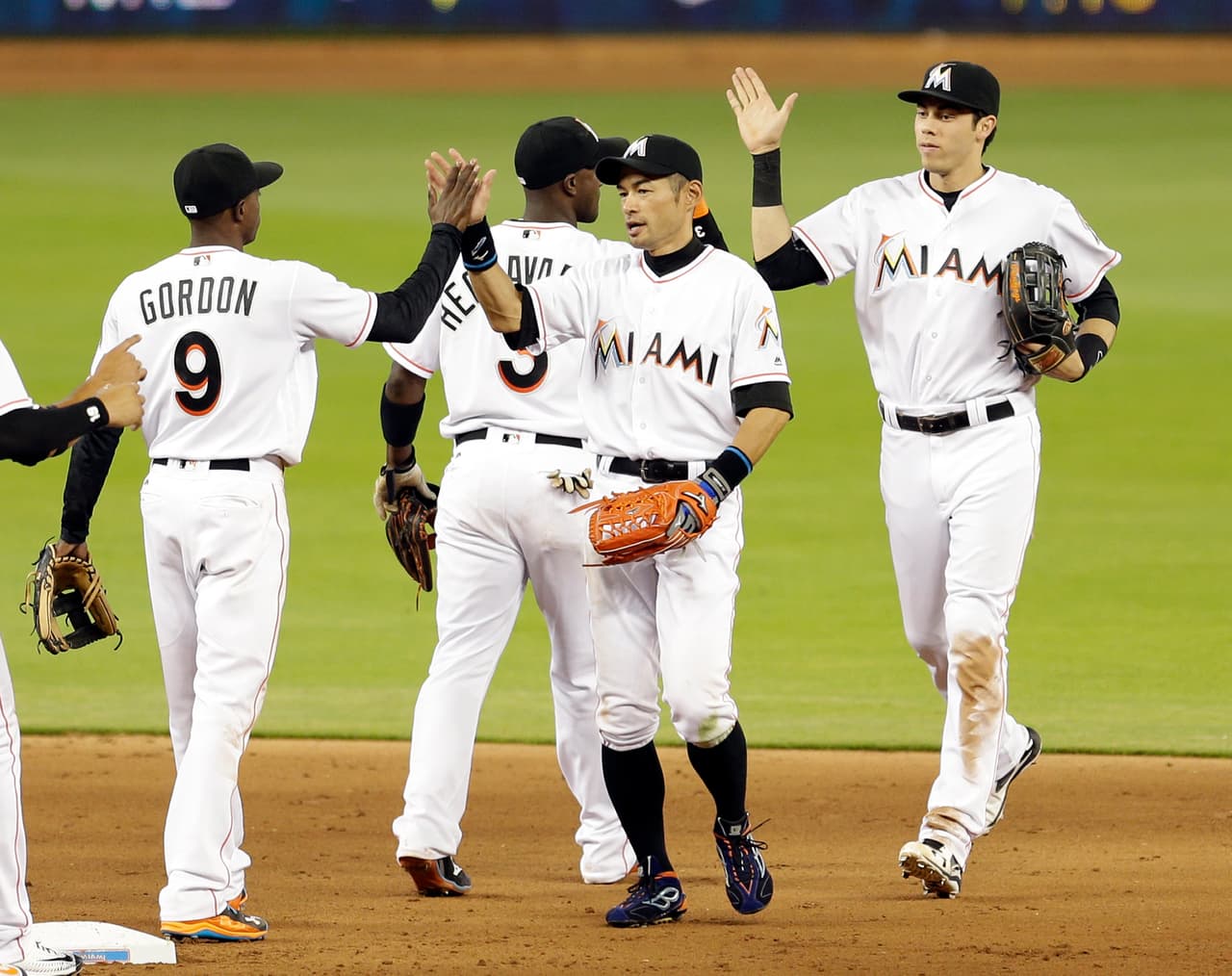 Denuncian “terrorismo turístico” por cancelación de partidos de pelota en Puerto Rico