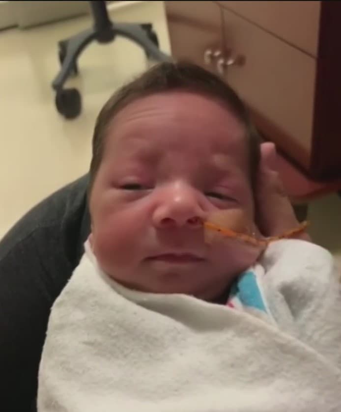 Diego, de casi 7 meses, es el primogénito de la presentadora venezolana y "el milagro" que le dio la vida.