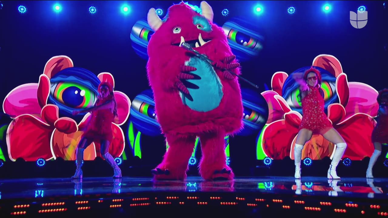 El escenario se llenó de color cuando Monstruo, el personaje que llena de ternura cada vez que aparece, cantó 'Havana'.