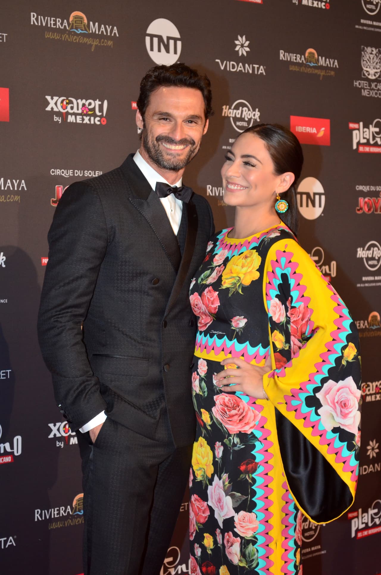 El amor volvió a tocar a la puerta de Ana Brenda luego de trabajar junto a Ivan Sánchez en la telenovela 'Lo Imperdonable', en 2015. El actor español confirmó su separación de su esposa Elia Galera y su nueva relación con Ana Brenda en febrero de 2016. Desde entonces, los artistas han llevado una relación sin altibajos.