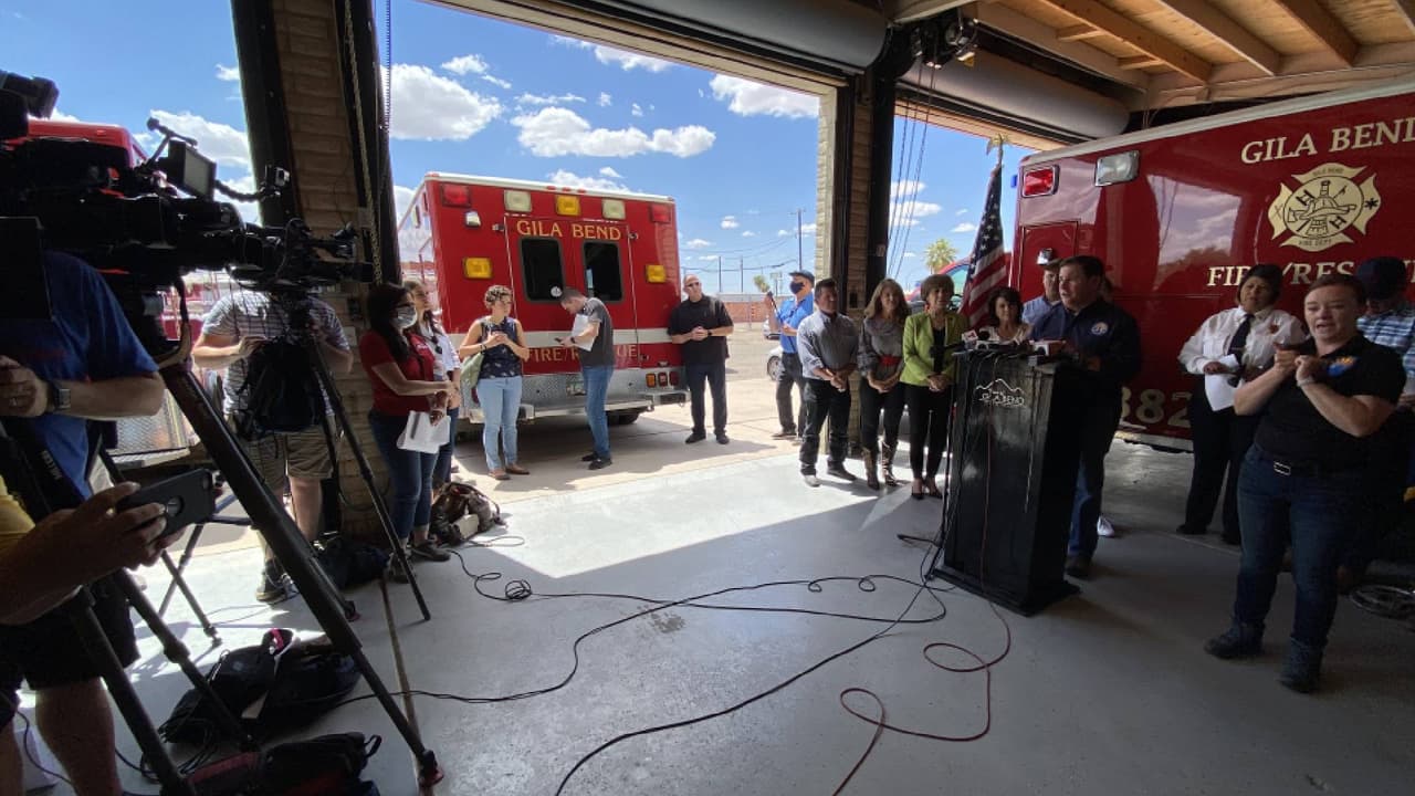 Este viernes 20 de agosto, el Gobernador de Arizona visitó las comunidades de Gila Bend.