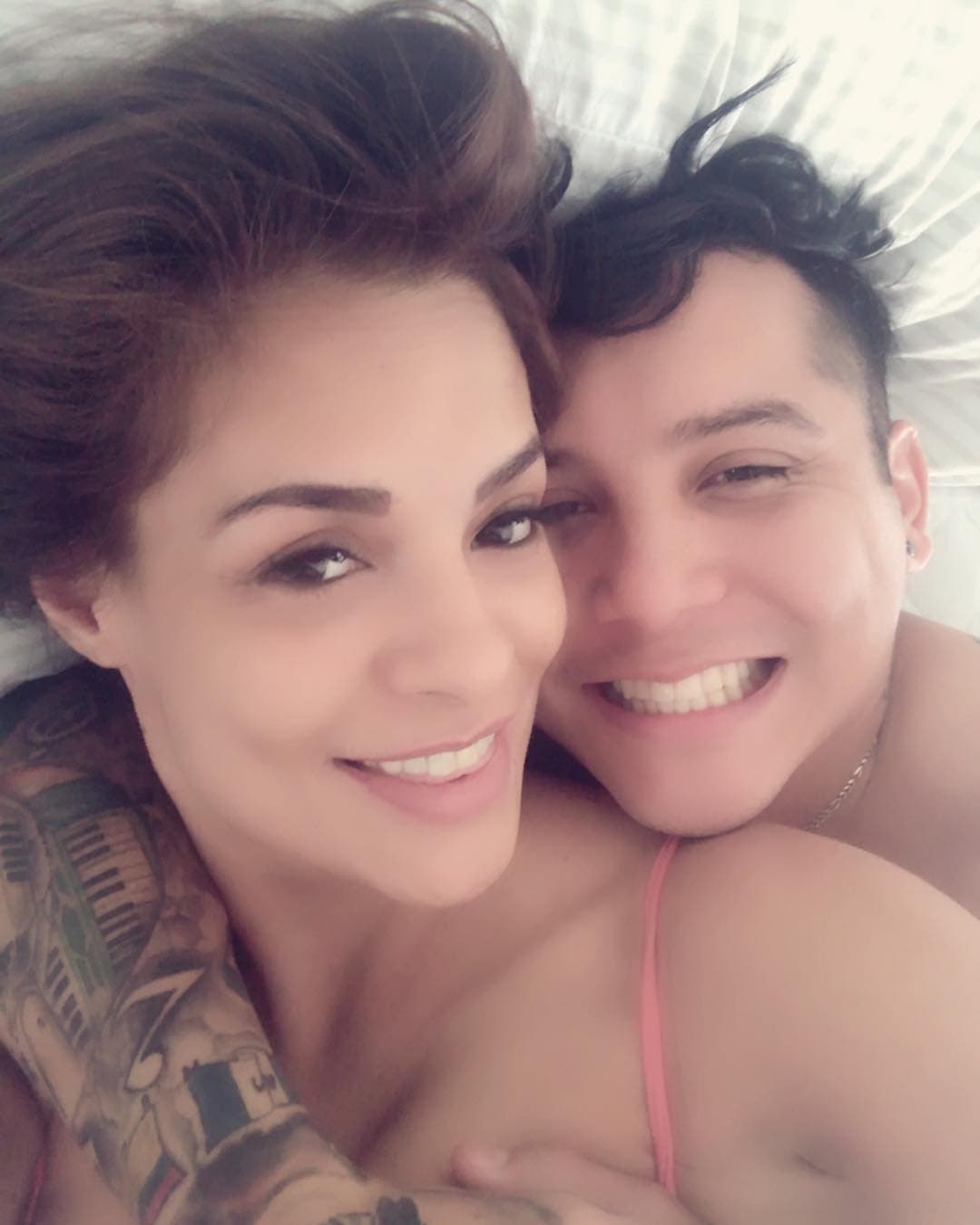 "Yo la verdad ya no tengo nada que ver ahí, cada quien trabaja con su consciencia, te repito, yo no soy nadie para perdonar a nadie".