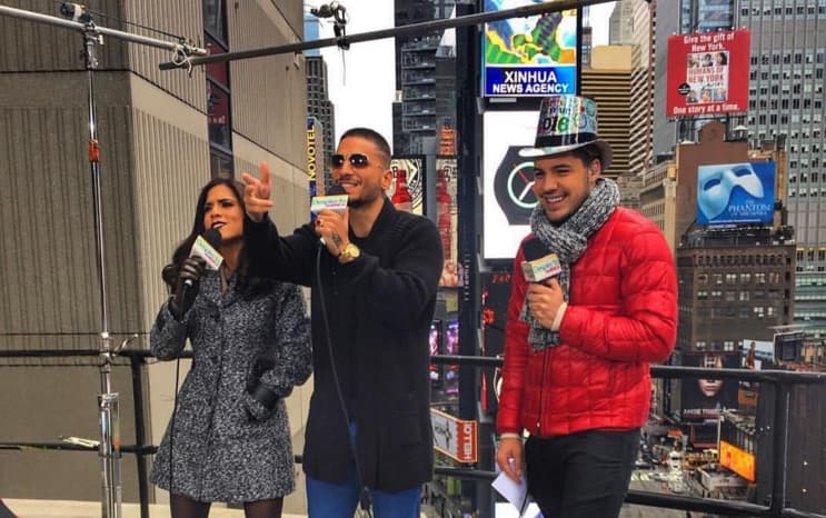 El colombiano estuvo presente en la Fiesta de fin de año de Univision.